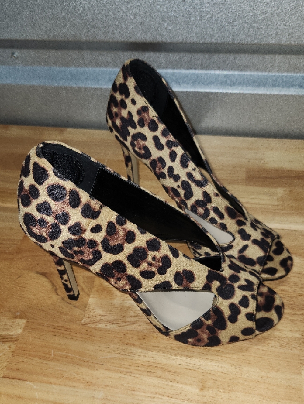 Leopard Print Peep-Toe High Heels - Brown/Black